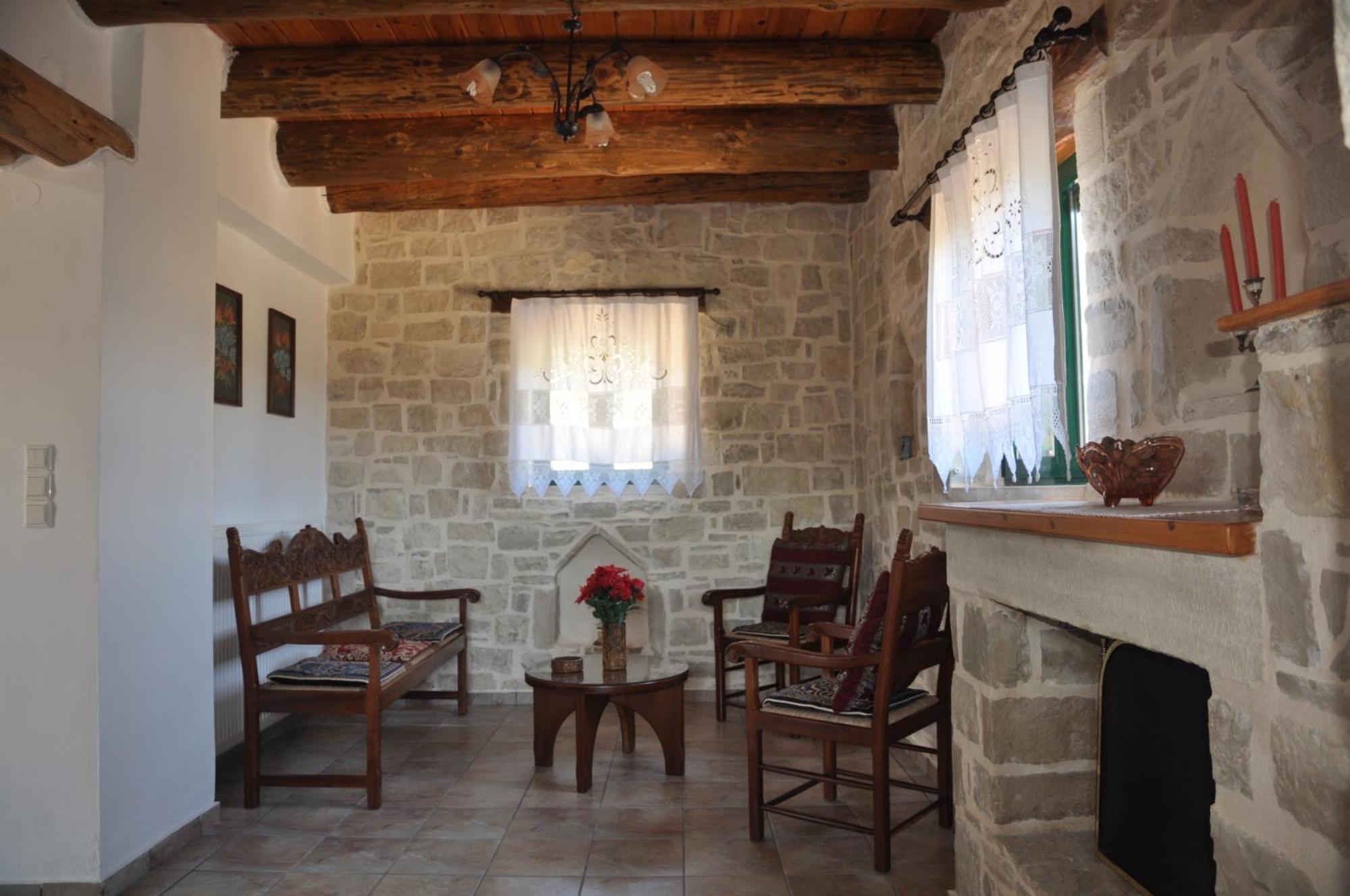 Stratos Villas Kaloniktis Екстериор снимка