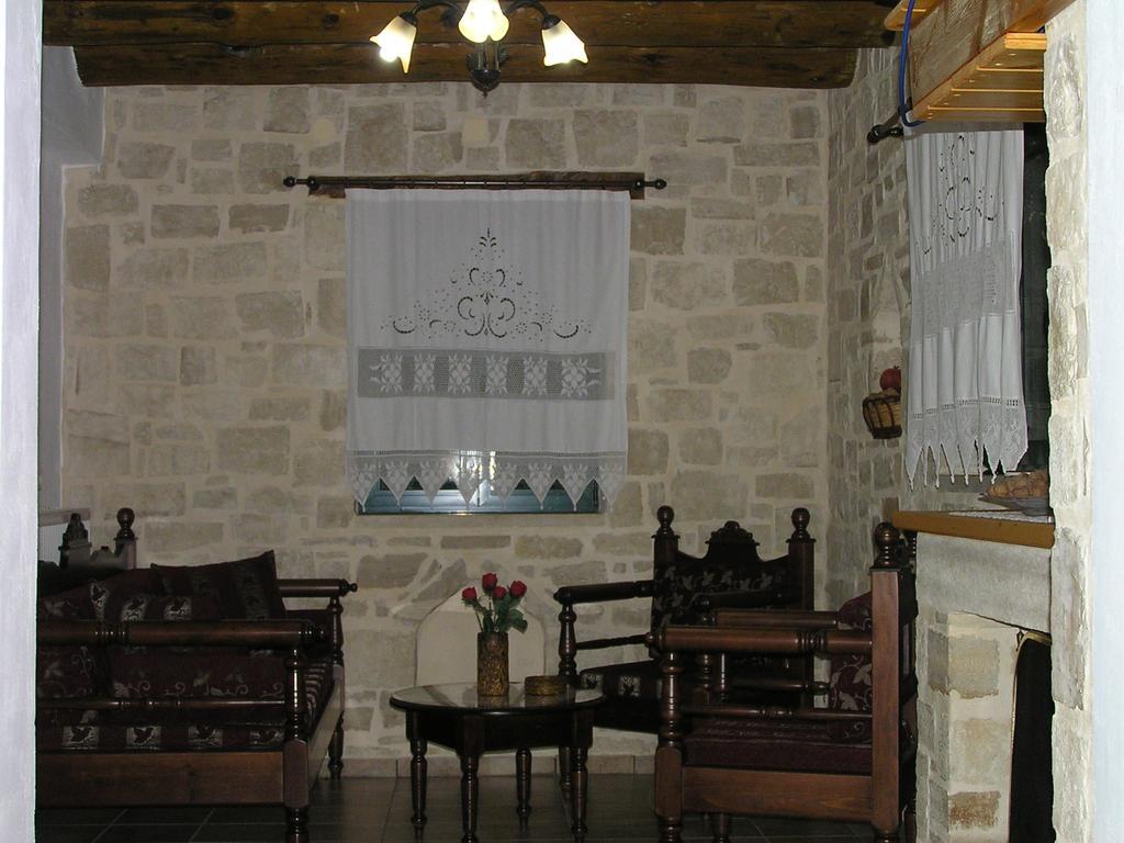 Stratos Villas Kaloniktis Екстериор снимка