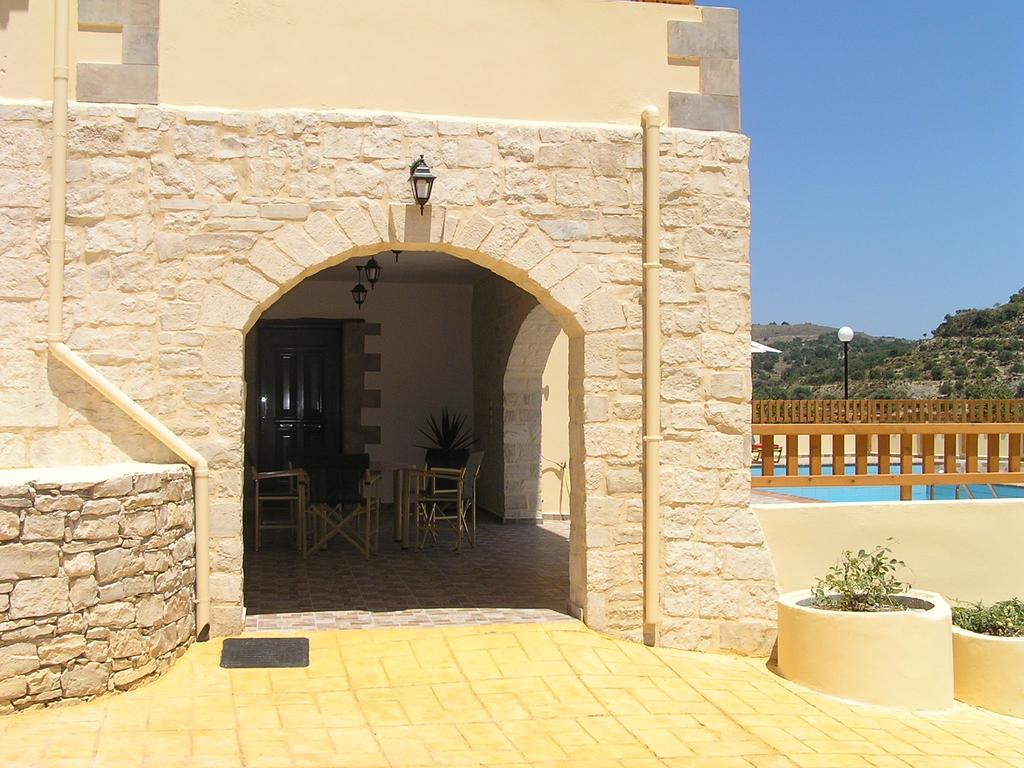 Stratos Villas Kaloniktis Екстериор снимка