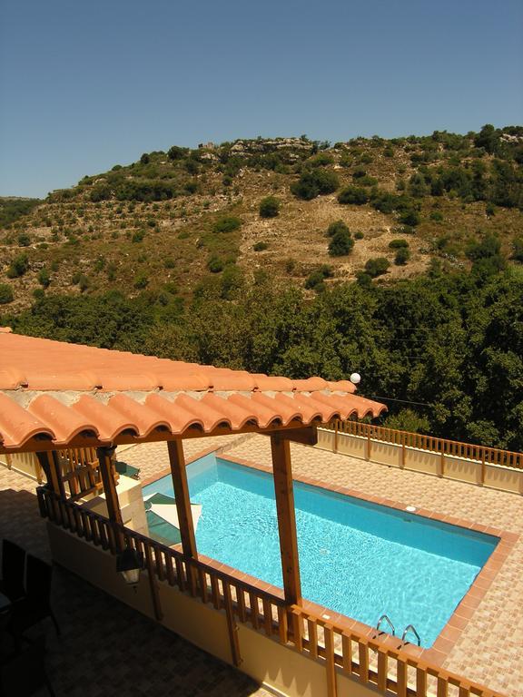 Stratos Villas Kaloniktis Екстериор снимка