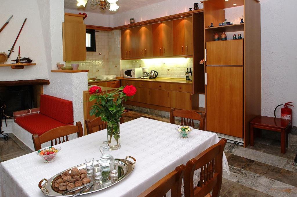 Stratos Villas Kaloniktis Стая снимка