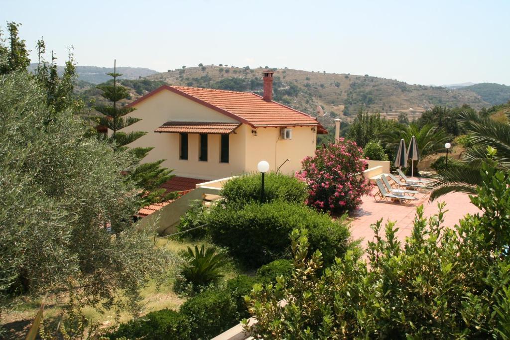 Stratos Villas Kaloniktis Стая снимка