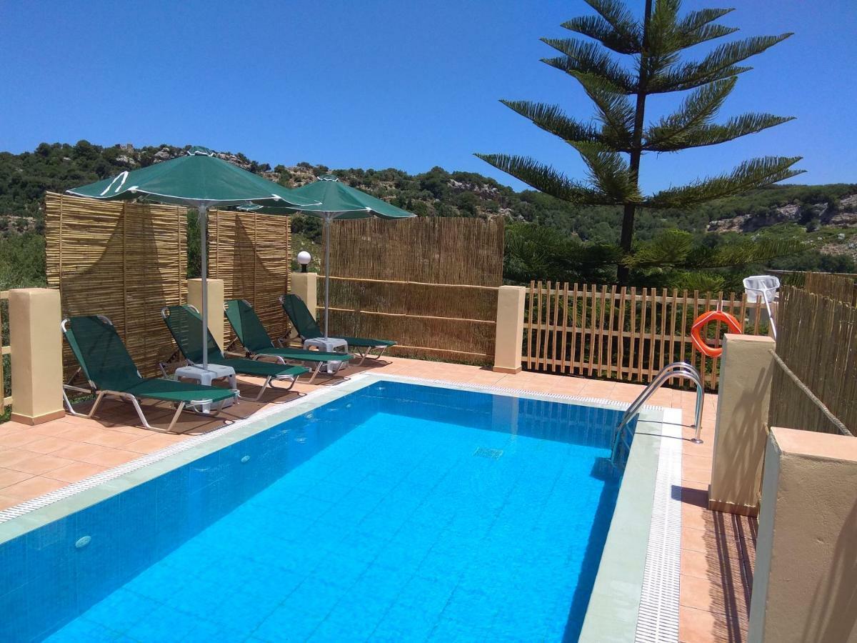 Stratos Villas Kaloniktis Екстериор снимка